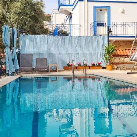 Shared Pool Flat Located 3 Min To Beach In Kalkan Apartment ภายนอก รูปภาพ