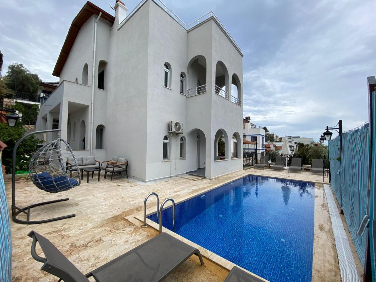 Shared Pool Flat Located 3 Min To Beach In Kalkan Apartment ภายนอก รูปภาพ